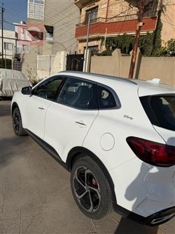ام جي HS